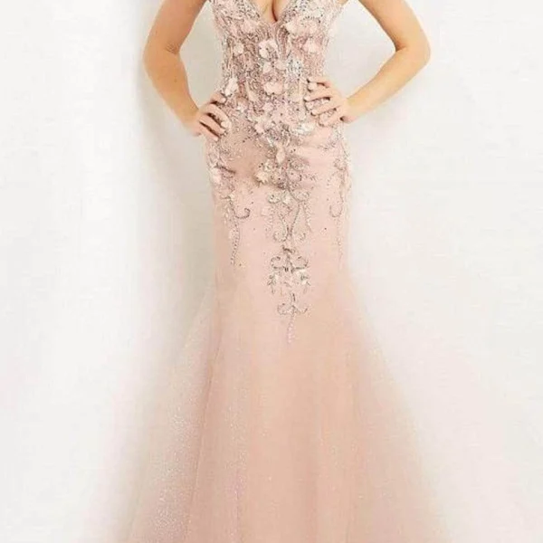JOVANI STRAPLESS PROM DRESS, BLUSH/TULLE OVERLAY WTIH APPLIQUES SIZE 8